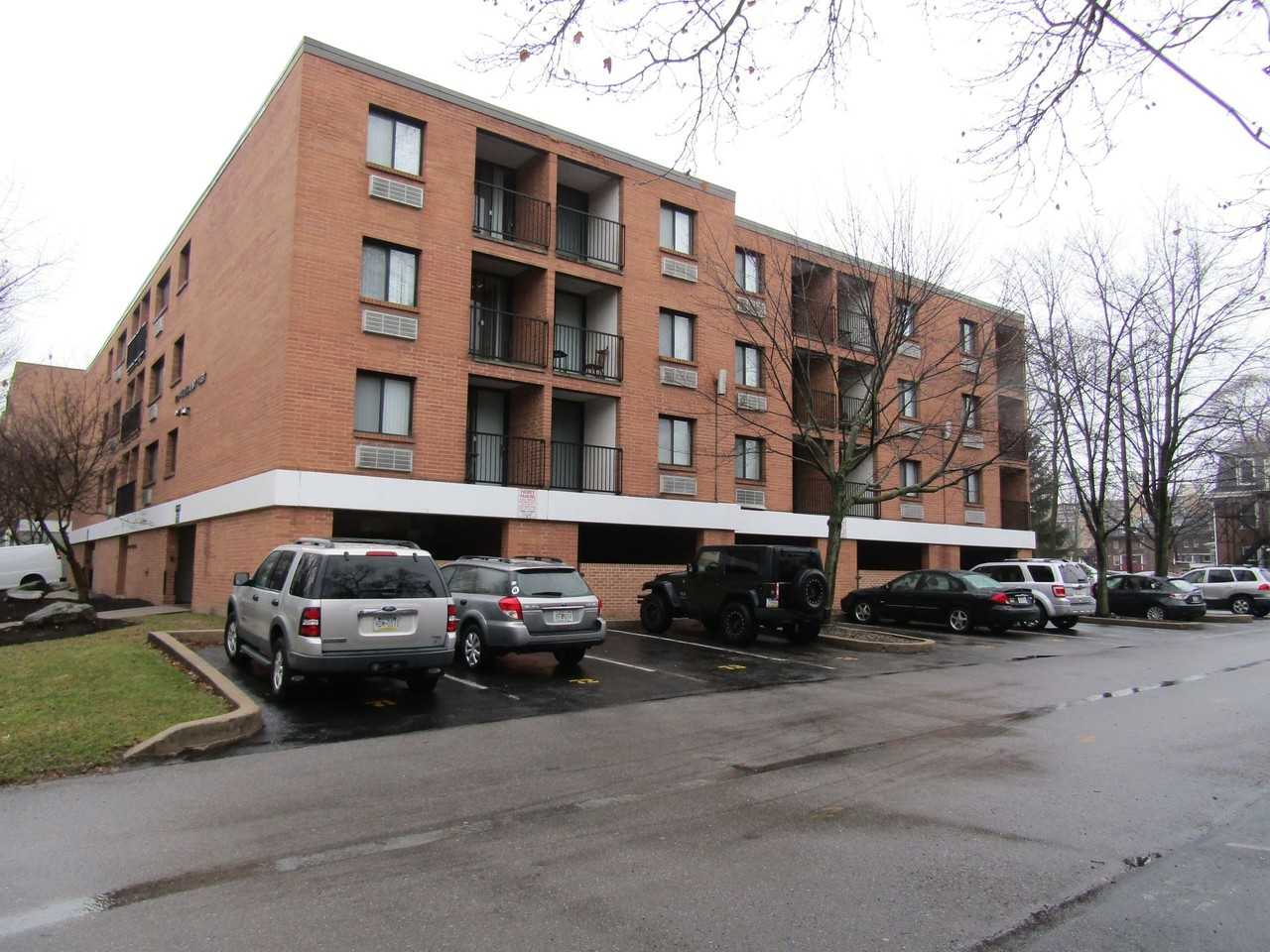 Fairmount East Apartments I - Photo 2 of 4