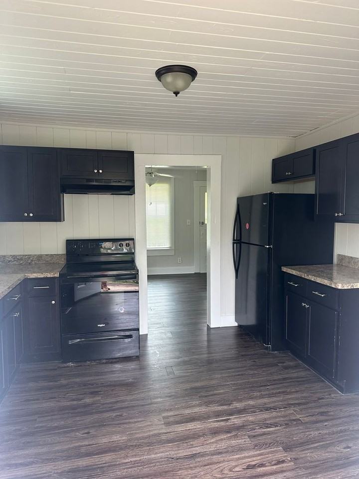 6015 Mitchell St - Photo 2 of 8