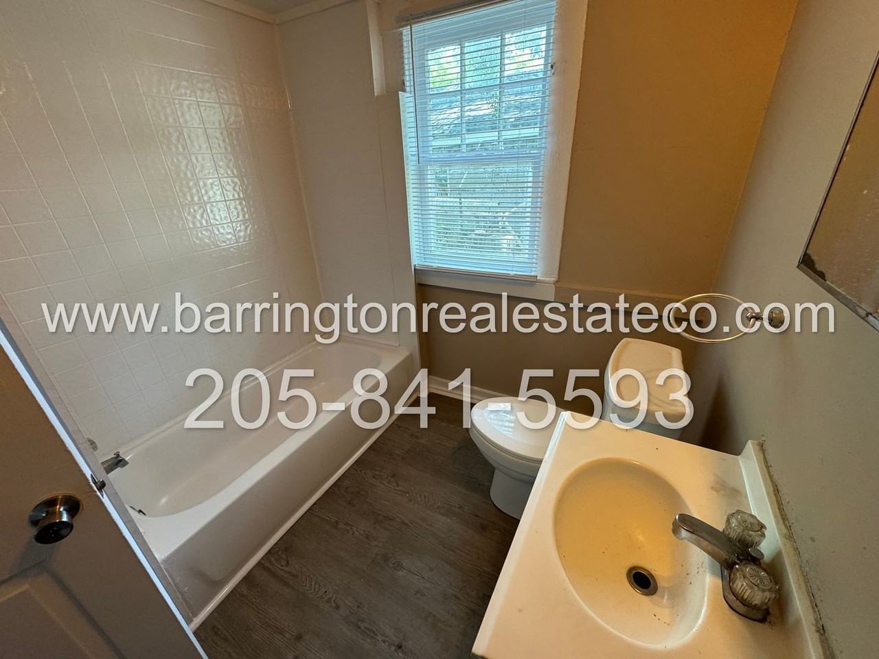 1012 Cotton Ave Sw - Photo 5 of 6