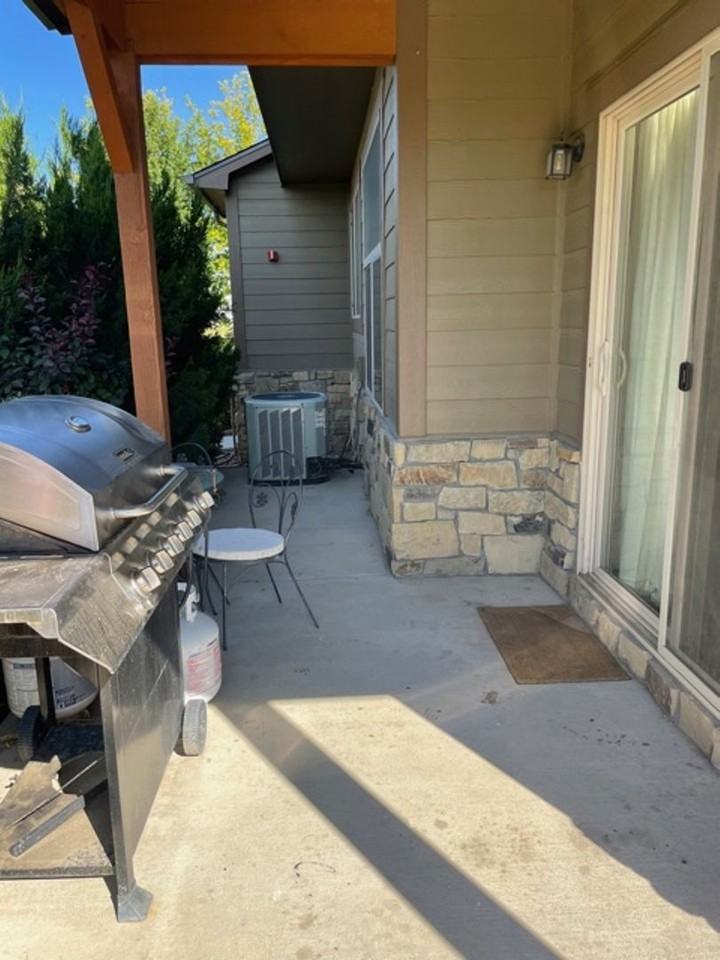 335 Carina Cir #106 - Photo 2 of 36