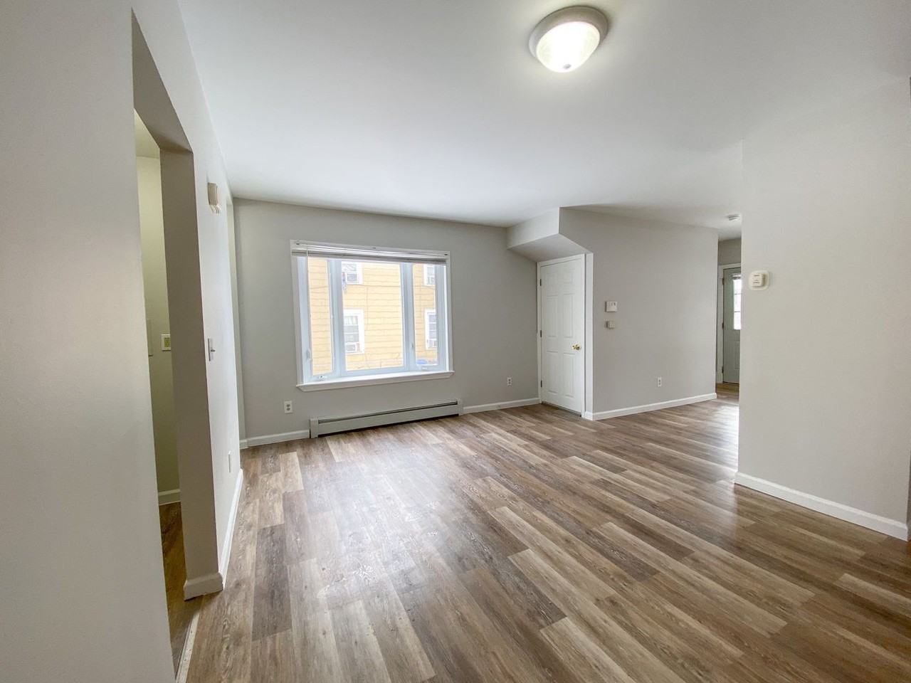158 Ward St - Photo 3 of 31