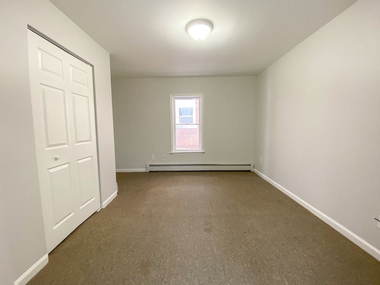 158 Ward St - Photo 3 of 31