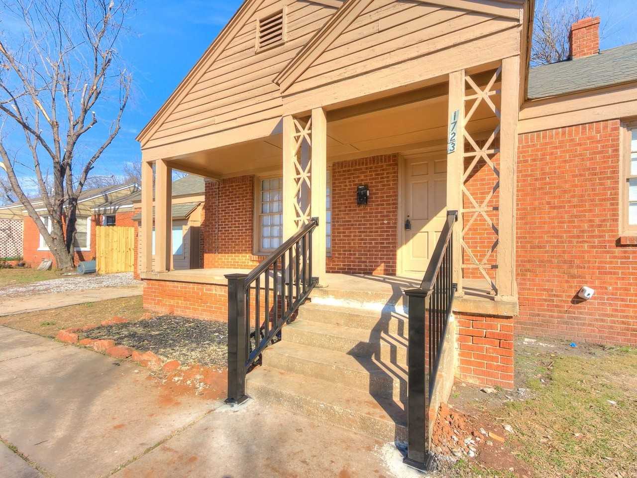 1723 Nw 63rd St - Photo 2 of 32