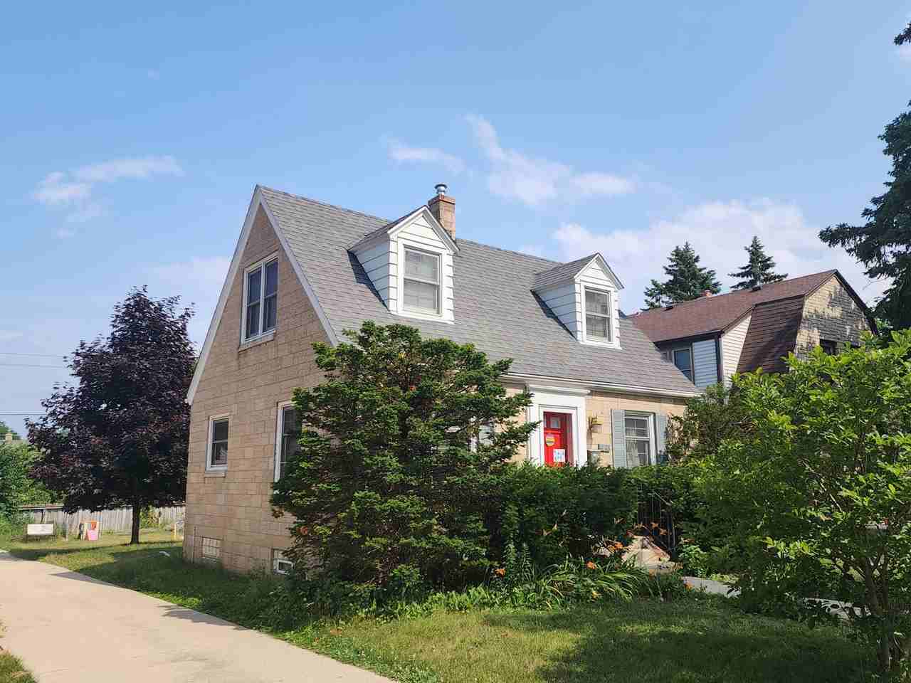 4248 S Pine Ave - Photo 3 of 21