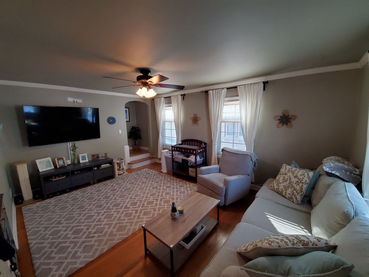 4248 S Pine Ave - Photo 5 of 21
