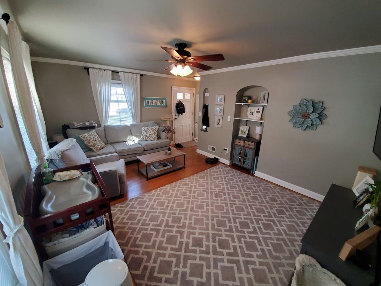 4248 S Pine Ave - Photo 6 of 21