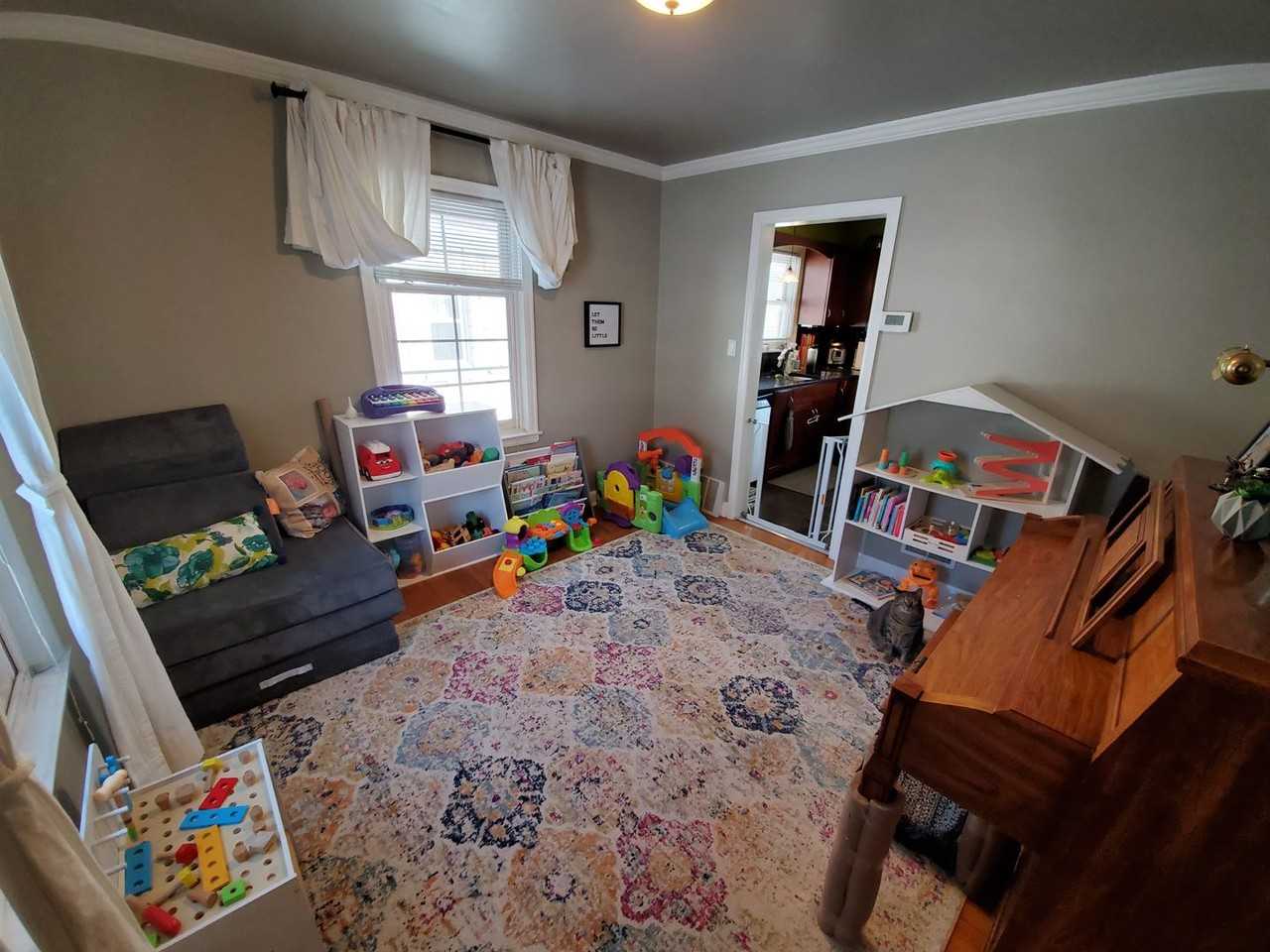 4248 S Pine Ave - Photo 7 of 21
