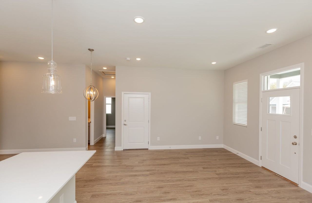 4731 Stunner Ln - Photo 2 of 24