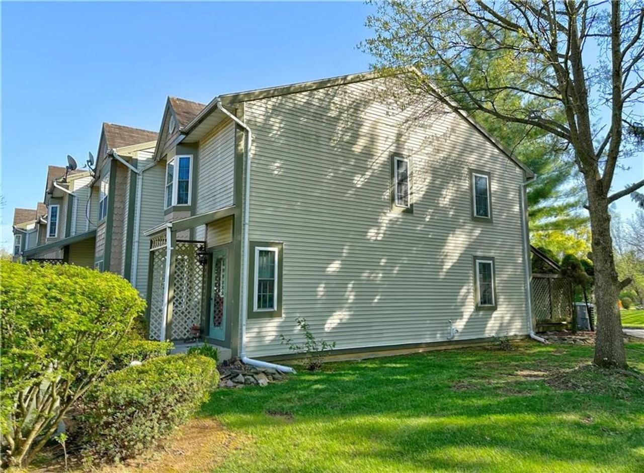 116 Commonwealth Dr - Photo 3 of 17