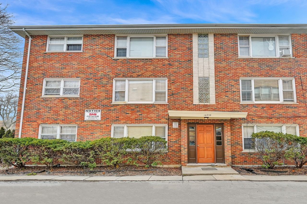 10340 S Walden Pkwy - Photo 2 of 16