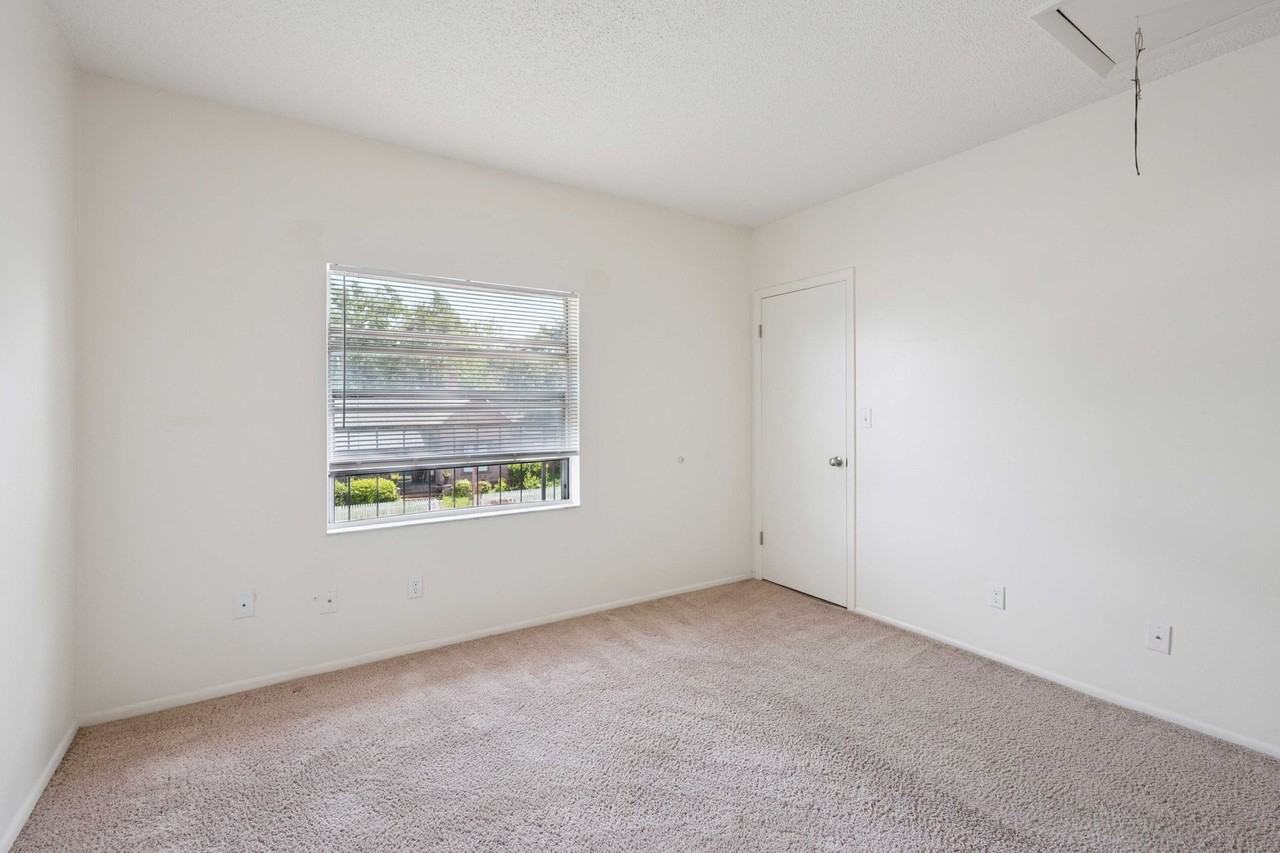 Regency Townhomes - Photo 2 of 7