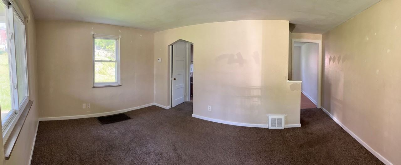 1004 Woodbine St - Photo 2 of 5