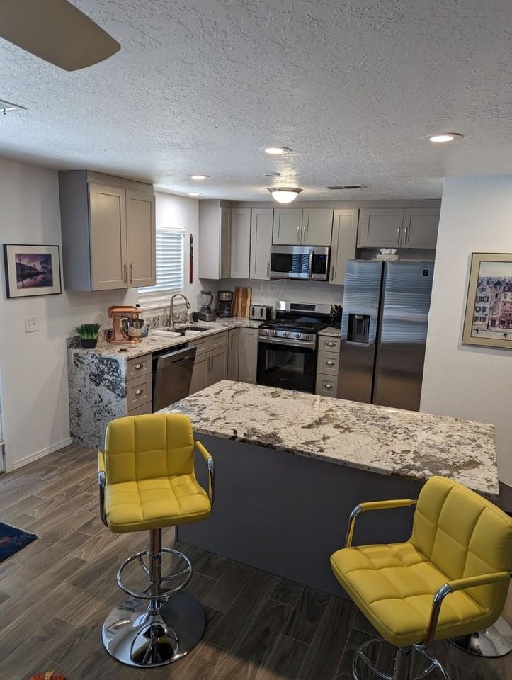 3804 Sierra Madre Dr Ne - Photo 2 of 48