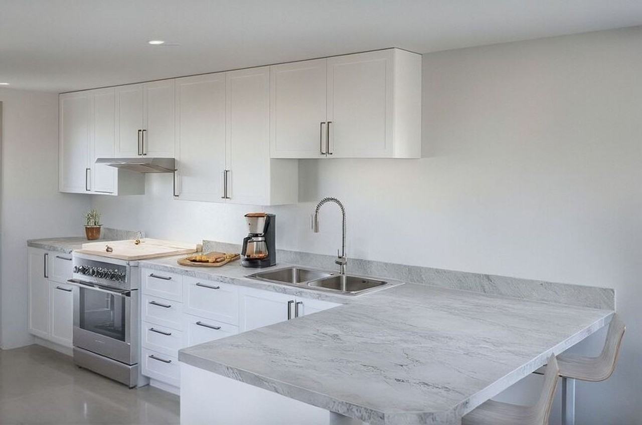 1274 Englewood St - Photo 2 of 3