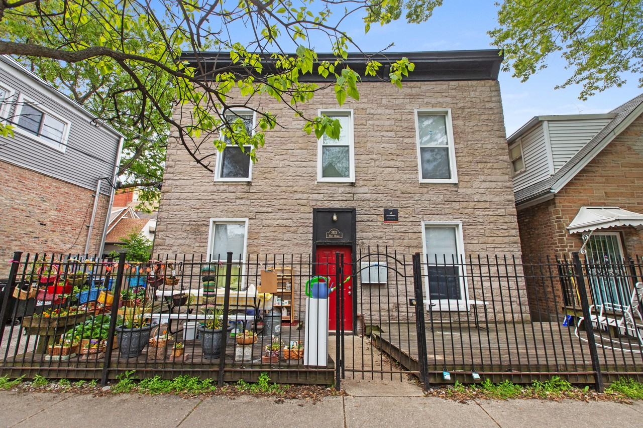 2313 W Mclean Ave #2E