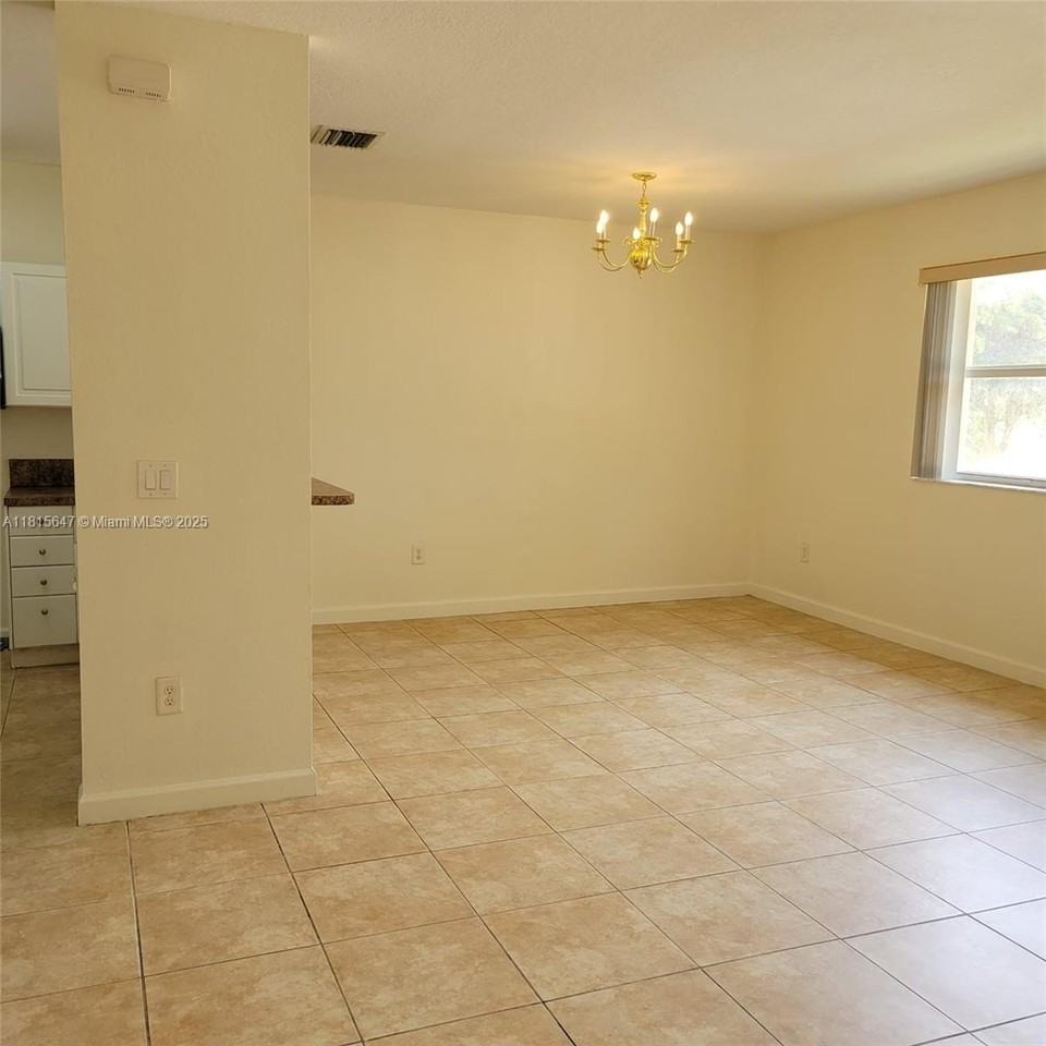 1480 Northeast 33rd Avenue #210 - Photo 2 of 16