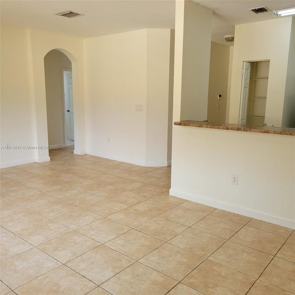 1480 Northeast 33rd Avenue #210 - Photo 3 of 16