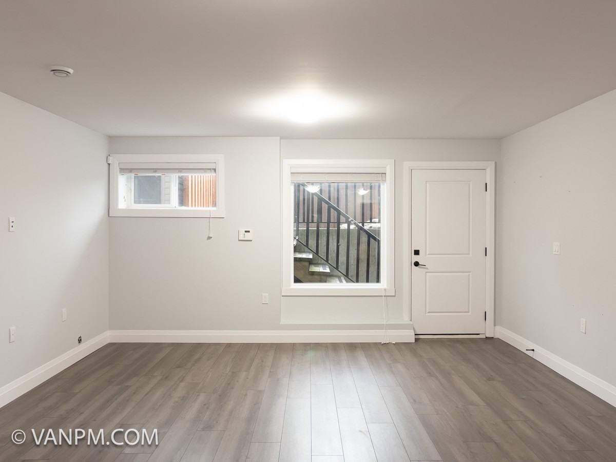 308 Finnigan Street - Photo 3 of 14