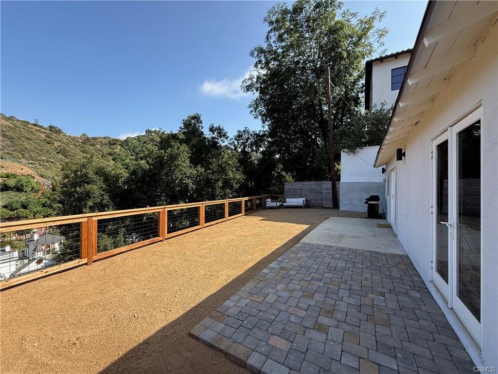 8515 Crescent Dr - Photo 2 of 8