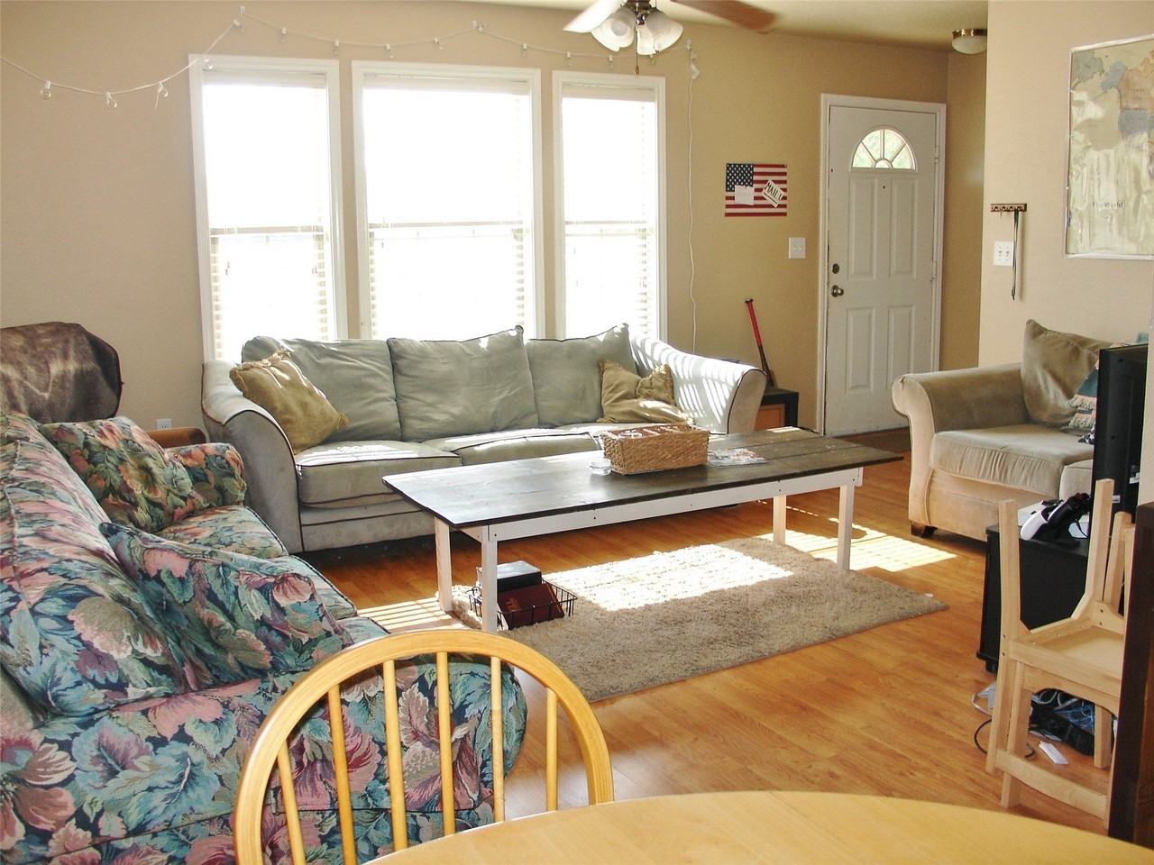 104 Vista Way - Photo 3 of 16