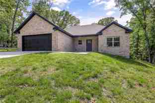 19 Theale Ln - Photo 1 of 1
