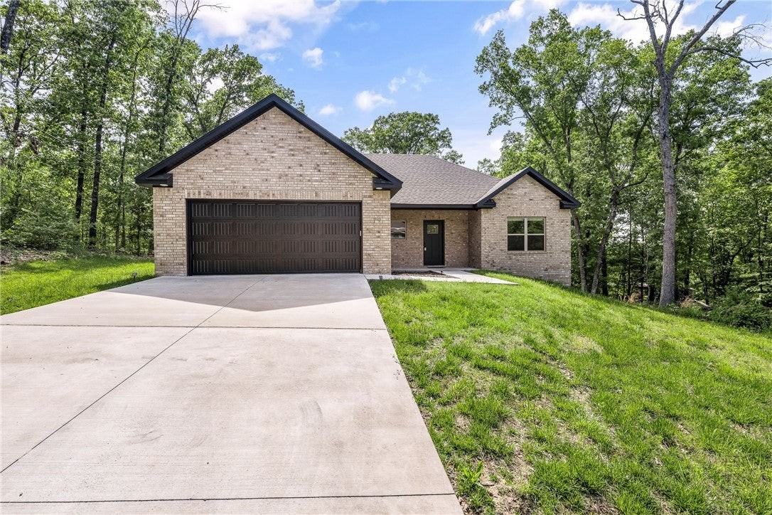 19 Theale Ln - Photo 2 of 21