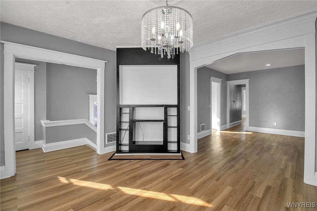 990 Hertel Ave - Photo 4 of 24