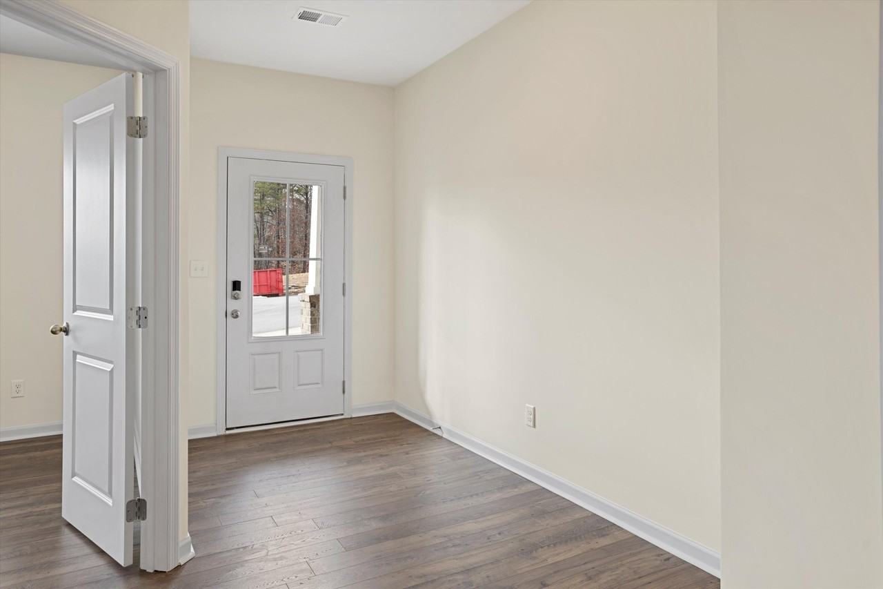 4140 Bentwood Cove Dr - Photo 3 of 50