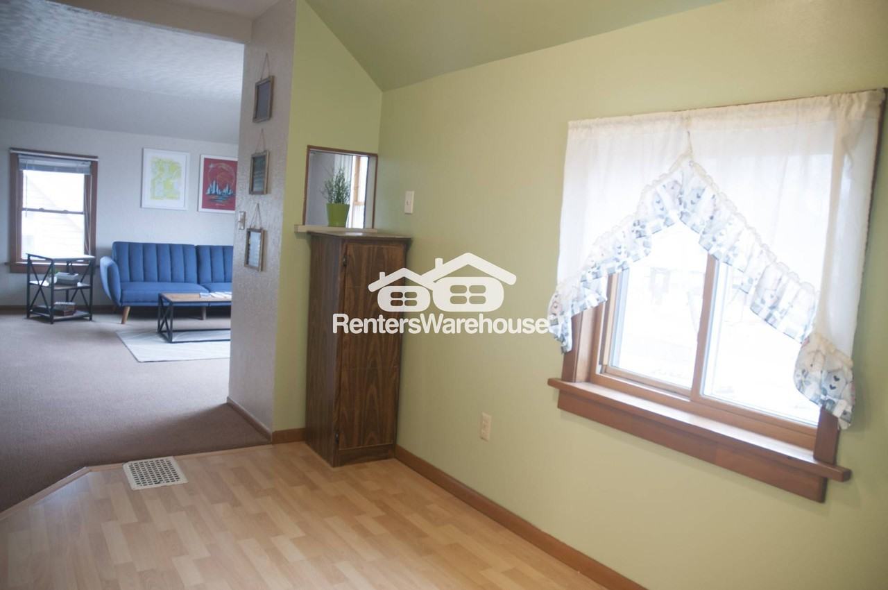 1792 Blair Ave Uppr - Photo 3 of 10