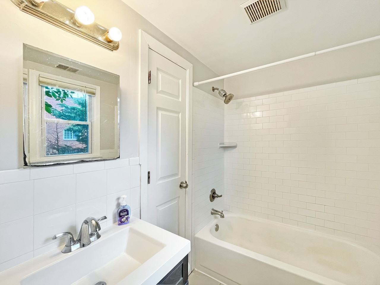 1955 North Cleveland Street - Photo 3 of 17