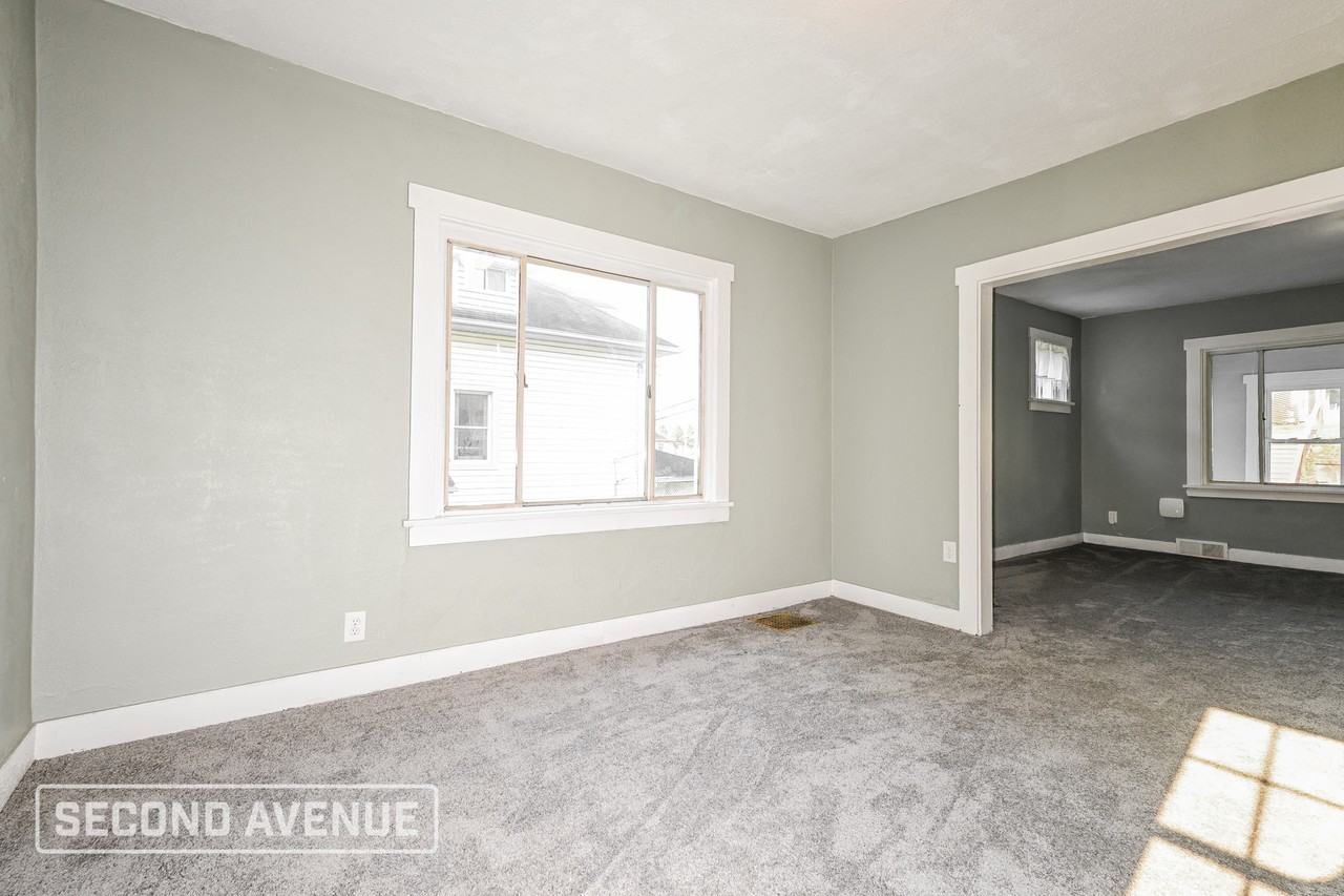833 Vermont Ave - Photo 6 of 25