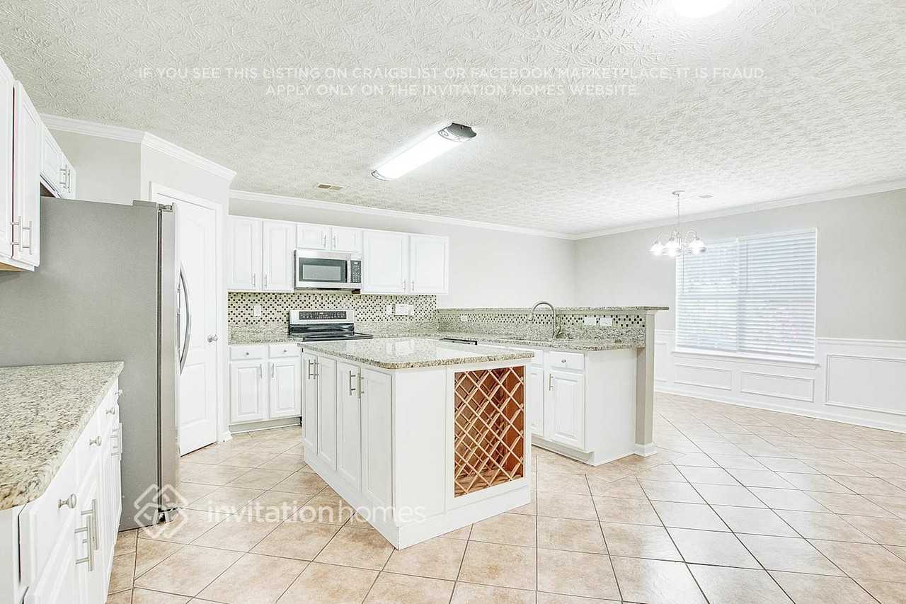 3684 Lear Ct - Photo 7 of 20