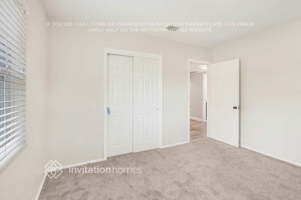 5998 12th Way N - Photo 7 of 14