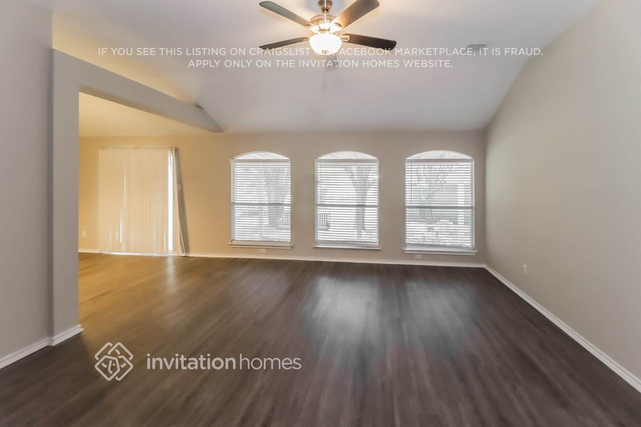 2604 Hill Street Cv - Photo 3 of 13