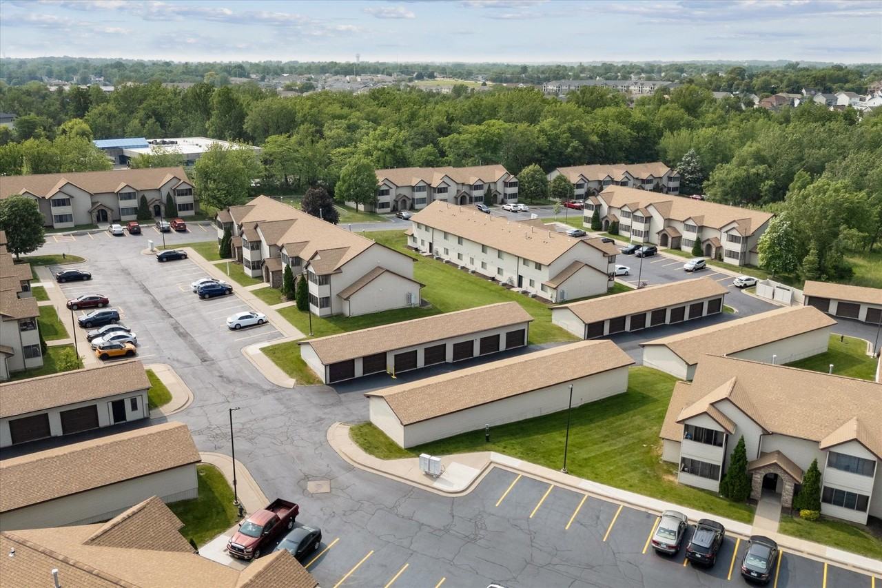 Grand Reserve - Photo 5 of 50