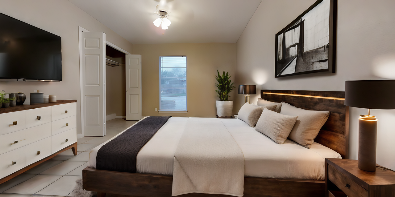 Verano at the Heights Apartments - Photo 4 of 44