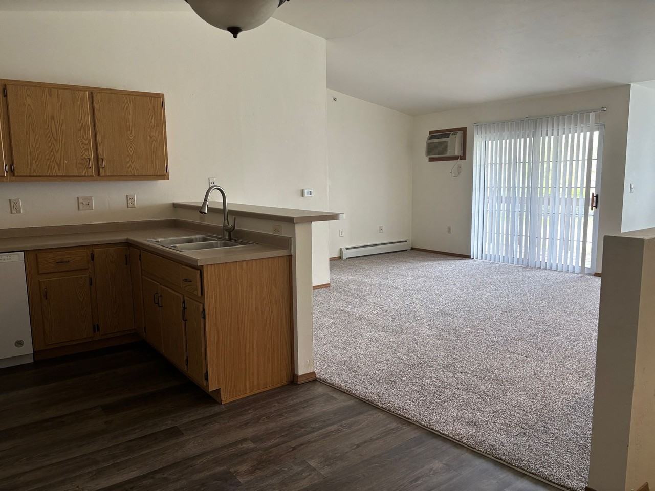 Ashbury Apartments-Appleton - Photo 5 of 38