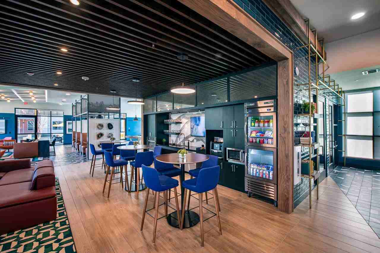 Corsair - Photo 3 of 33