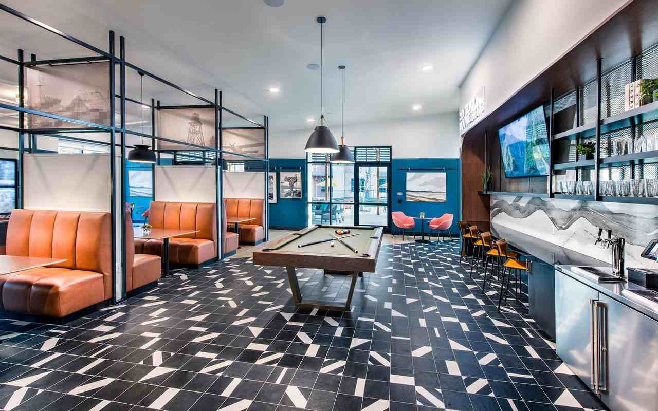 Corsair - Photo 6 of 33