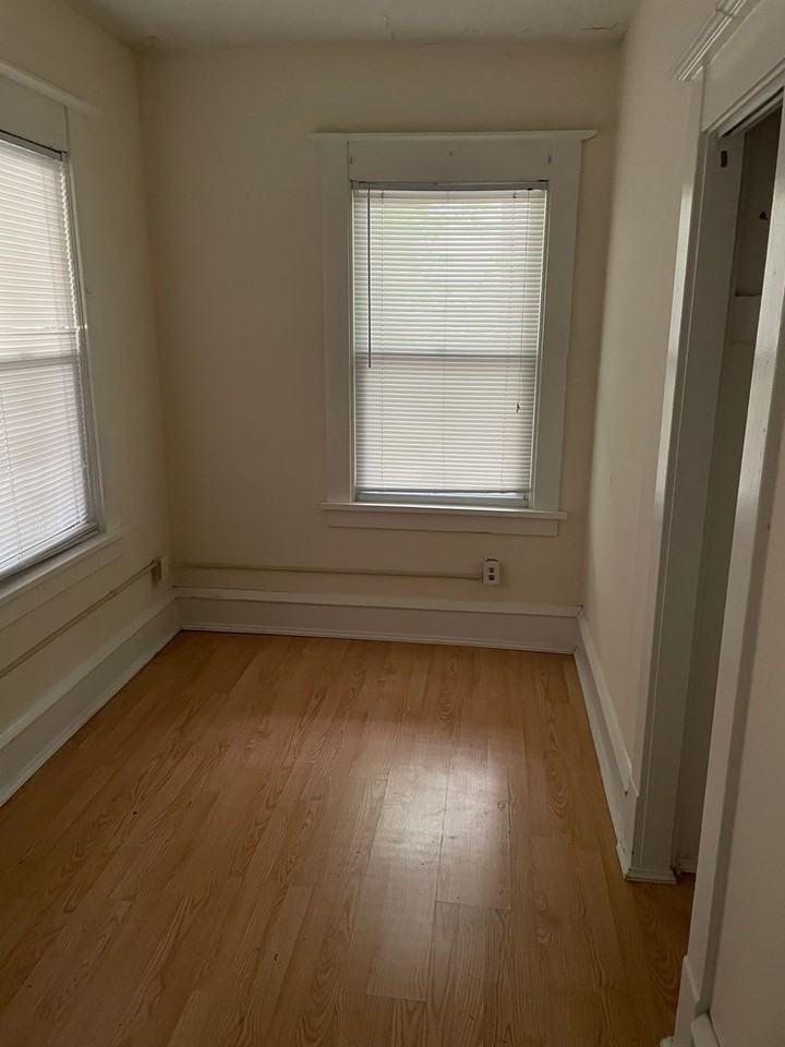 712 W Illinois - Photo 6 of 27