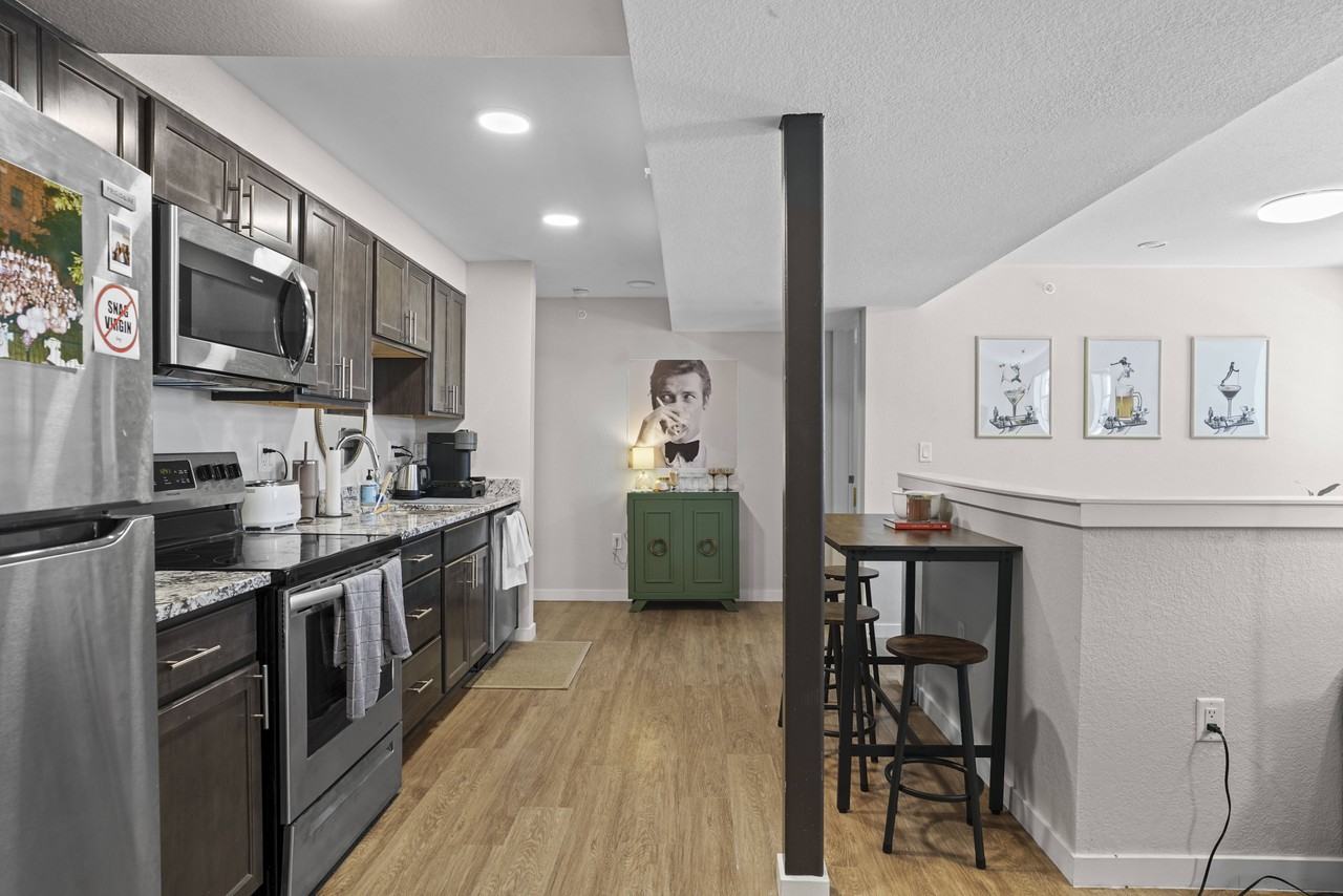 891 Exchange - Photo 7 of 13