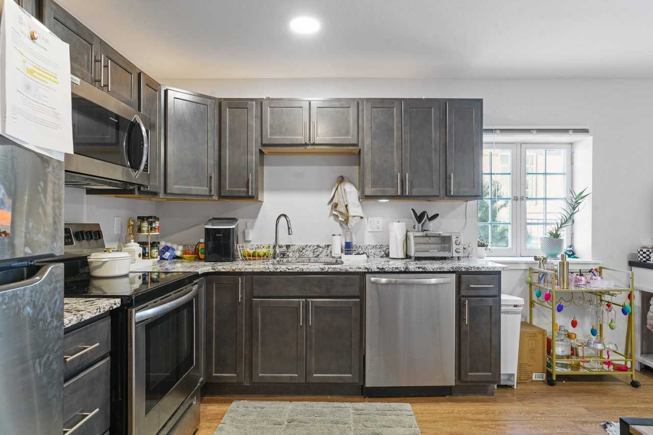 891 Exchange - Photo 5 of 13