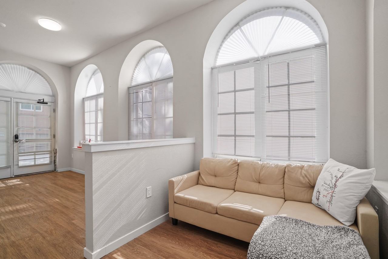 891 Exchange - Photo 6 of 13