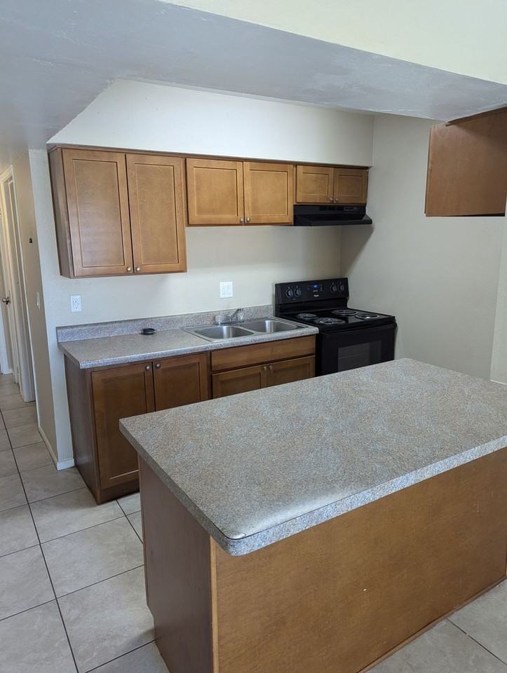 It's hop to live in the square - Photo 6 of 44