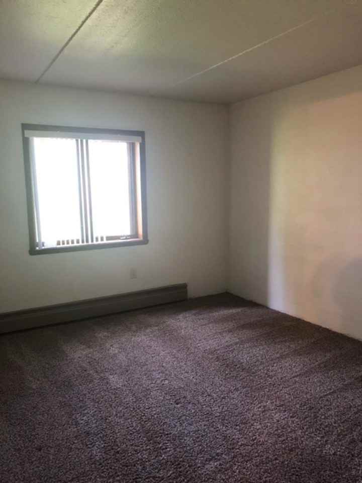 Village Park Apartments-Appleton - Photo 5 of 11