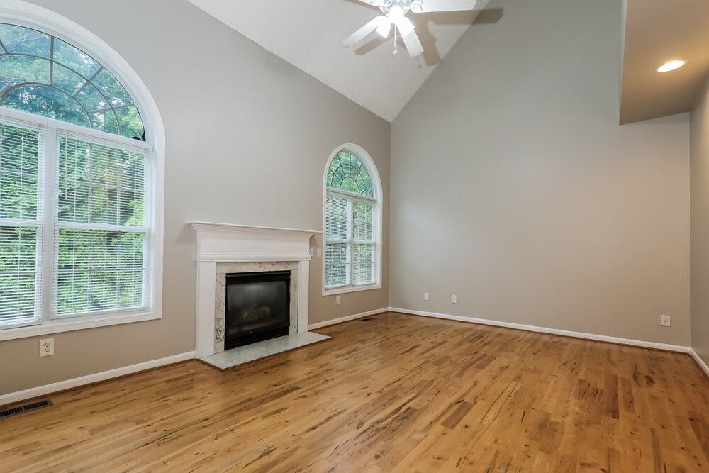 195 Ridgecrest Dr - Photo 5 of 18