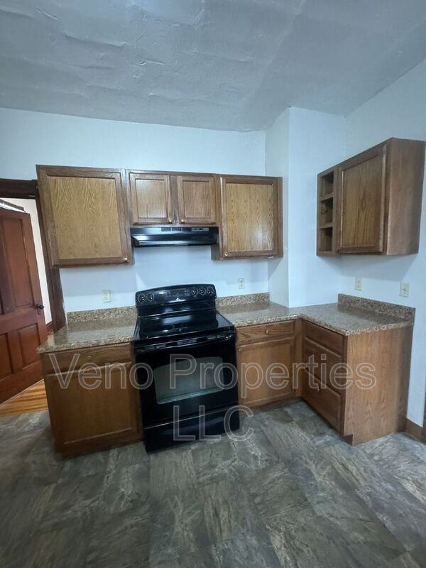 149 Saratoga Ave #2 - Photo 2 of 16