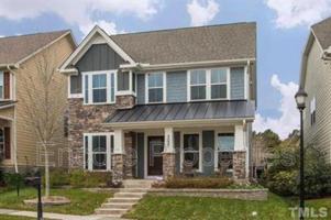 featured image of 2057 Aventon Ln