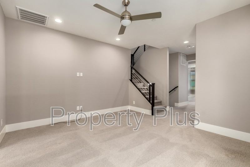 7500 E Via De Luna Dr - Photo 4 of 29