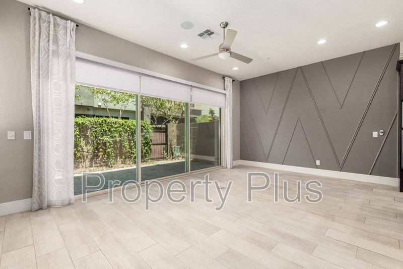 7500 E Via De Luna Dr - Photo 6 of 29